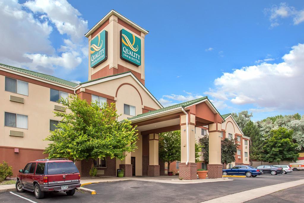 Quality Inn & Suites Lakewood - Denver Southwest Exterior foto